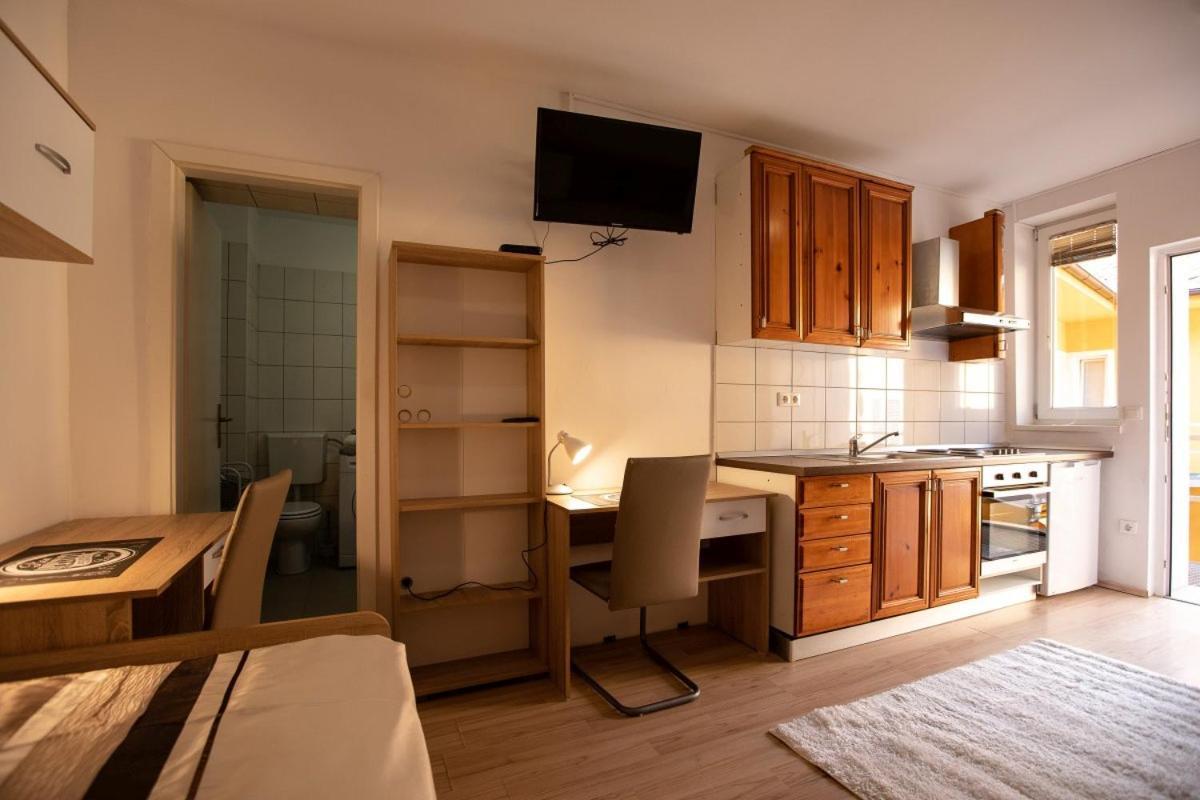 Maribor City Center Minidorm Apartment Exteriör bild